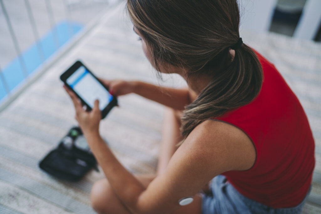 Social Media Addiction TRUE Addiction and Behavioral Health
