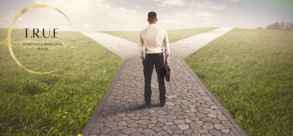 Many people in Tennessee find themselves comparing two highly effective options: Intensive Outpatient Programs (IOP) and Partial Hospitalization Programs (PHP). 